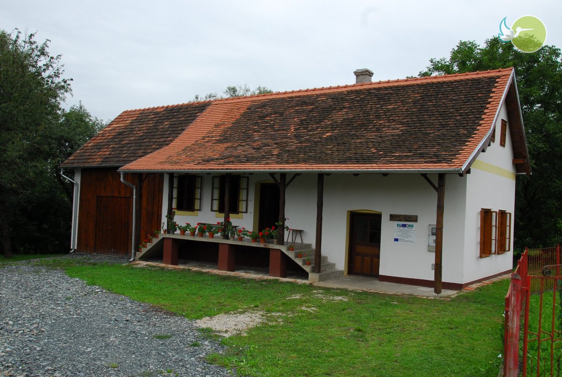 Ny, east durham. вход отель африка. дибтон деревня в гэмпшире англия. Buckinghamshire houses. Bucks county.
